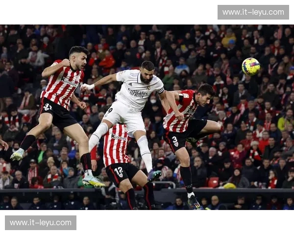 圣马梅斯的呐喊与红蓝意志的交响:毕尔巴鄂竞技vs巴塞罗那,足球最纯粹的宿命对决 圣马梅斯的呐喊与红蓝意志的交响:毕尔巴鄂竞技vs巴塞罗那,足球最纯粹的宿命对决